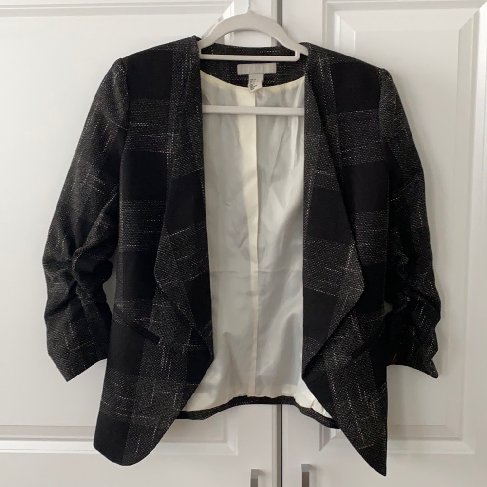 Black Plaid H&M Blazer with Cropped Sleeves